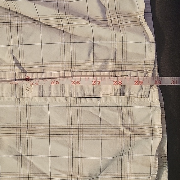 Short sleeve, Button shirt, Large - Picture 3 of 4